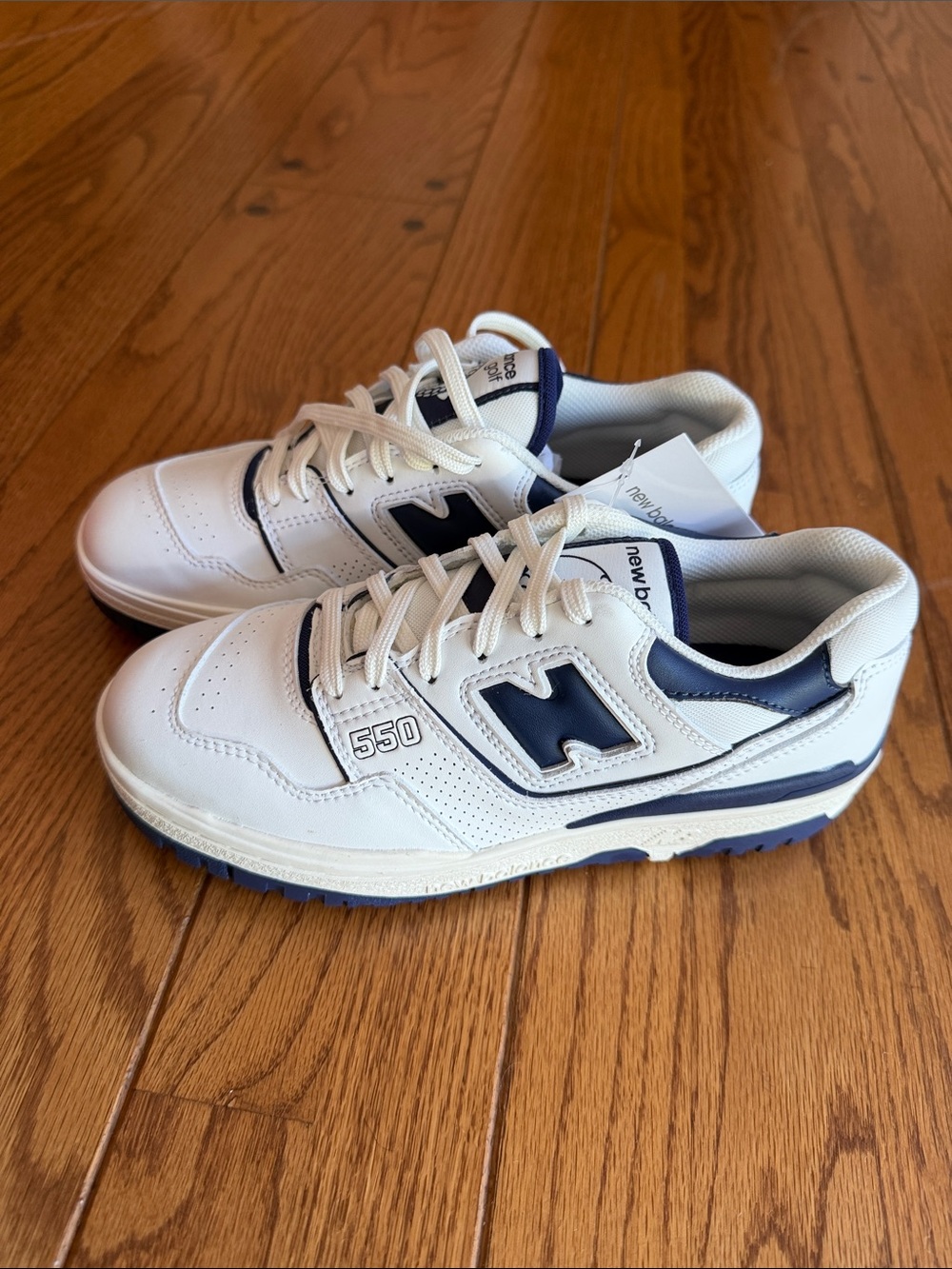 New Balance 550 golf shoes White and Navy